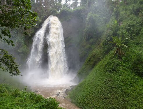 Kisiizi Falls 