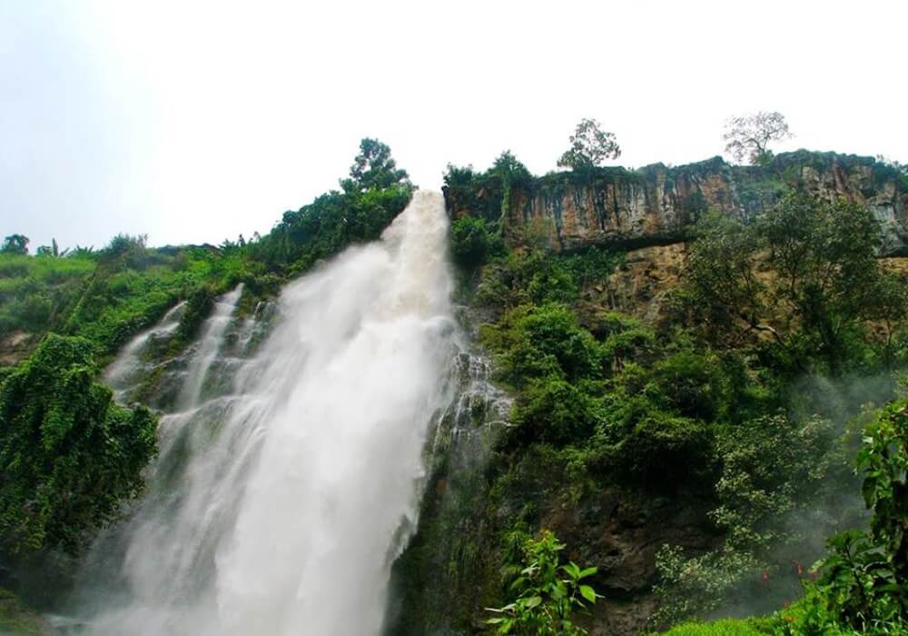 Sisiyi Falls 